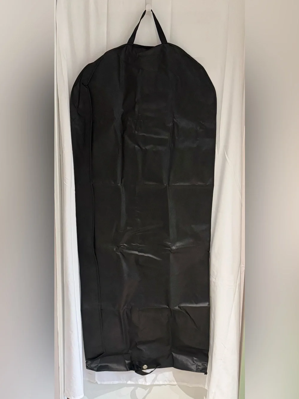 Two Black Hanging Garment Bags With Mesh Pockets. - Picture 2 of 14